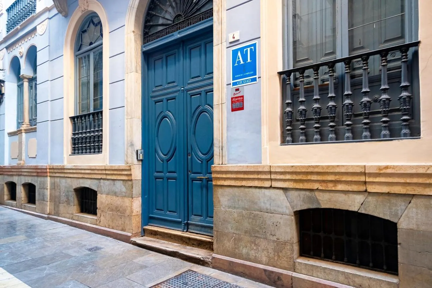 Cozy & Renovated Studio -Center Málaga Daire