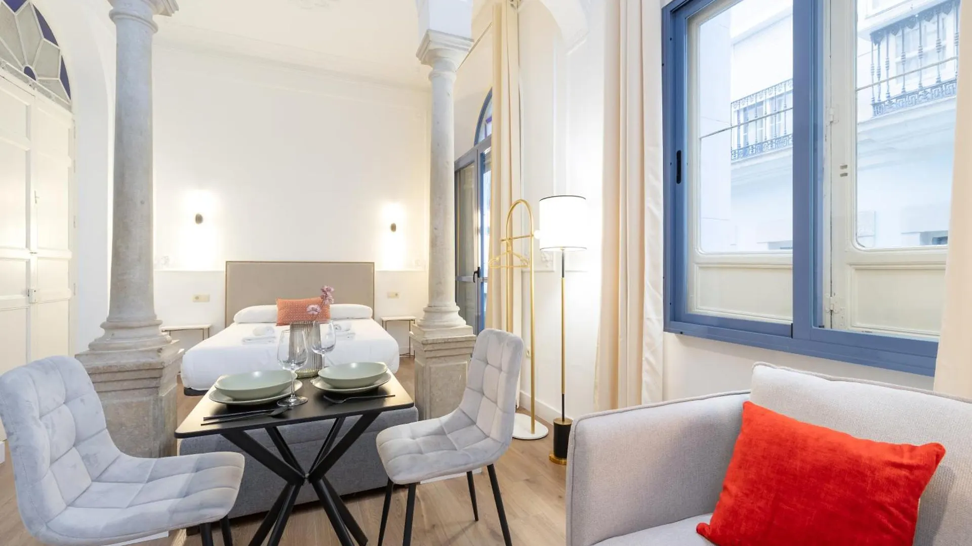 Daire Cozy & Renovated Studio -Center Málaga